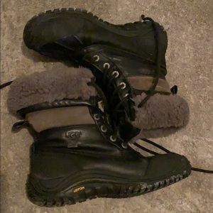 Black Ugg snow boots size 7/8